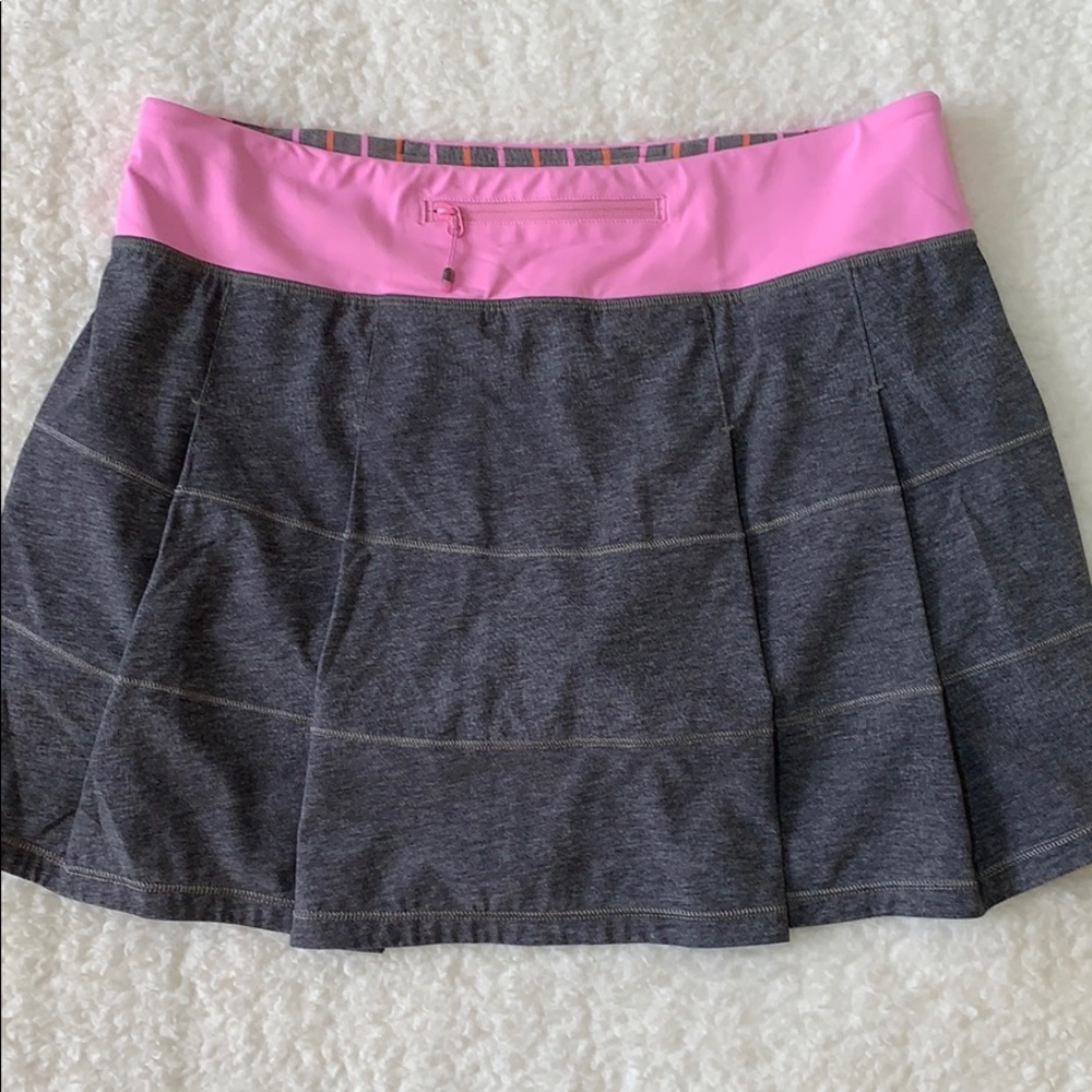 Lululemon Run Pace Rival Skirt - grey/pink trim 8T